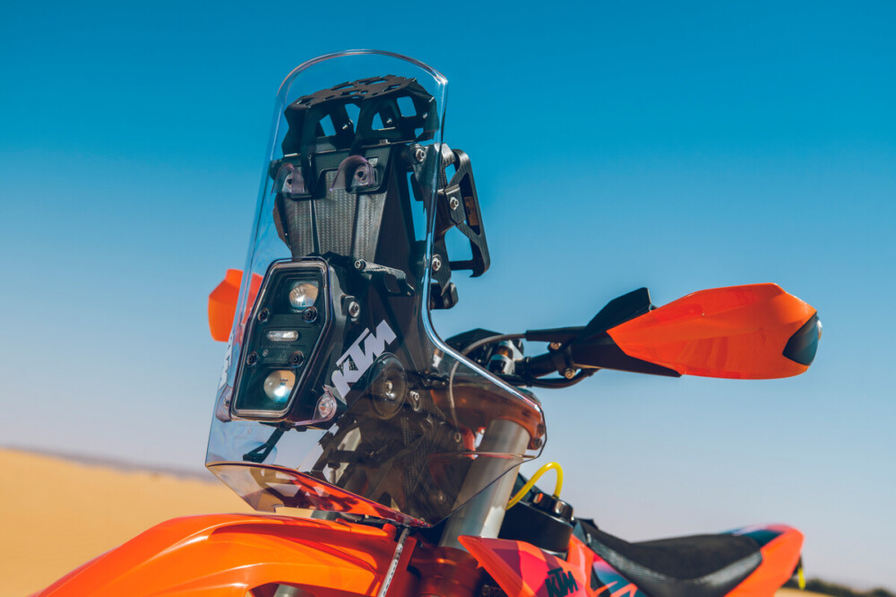 2027 KTM 450 Rally Replica carbon-fiber navigation tower and digital roadbook area