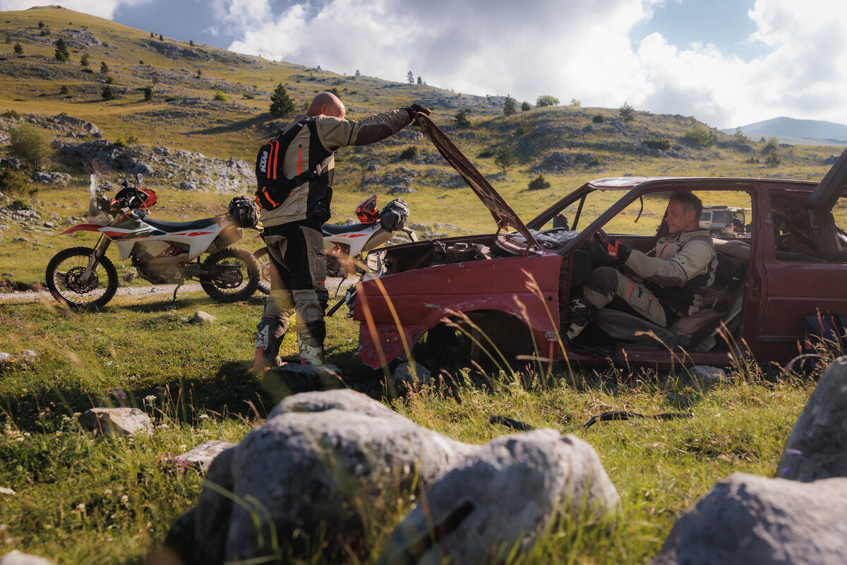 2027 KTM 690 Rally — alternate static / studio angle (KTM MY27 press kit frame 02)