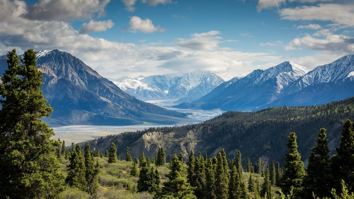 Rocky Mountain peaks and alpine terrain — Colorado BDR destination mood
